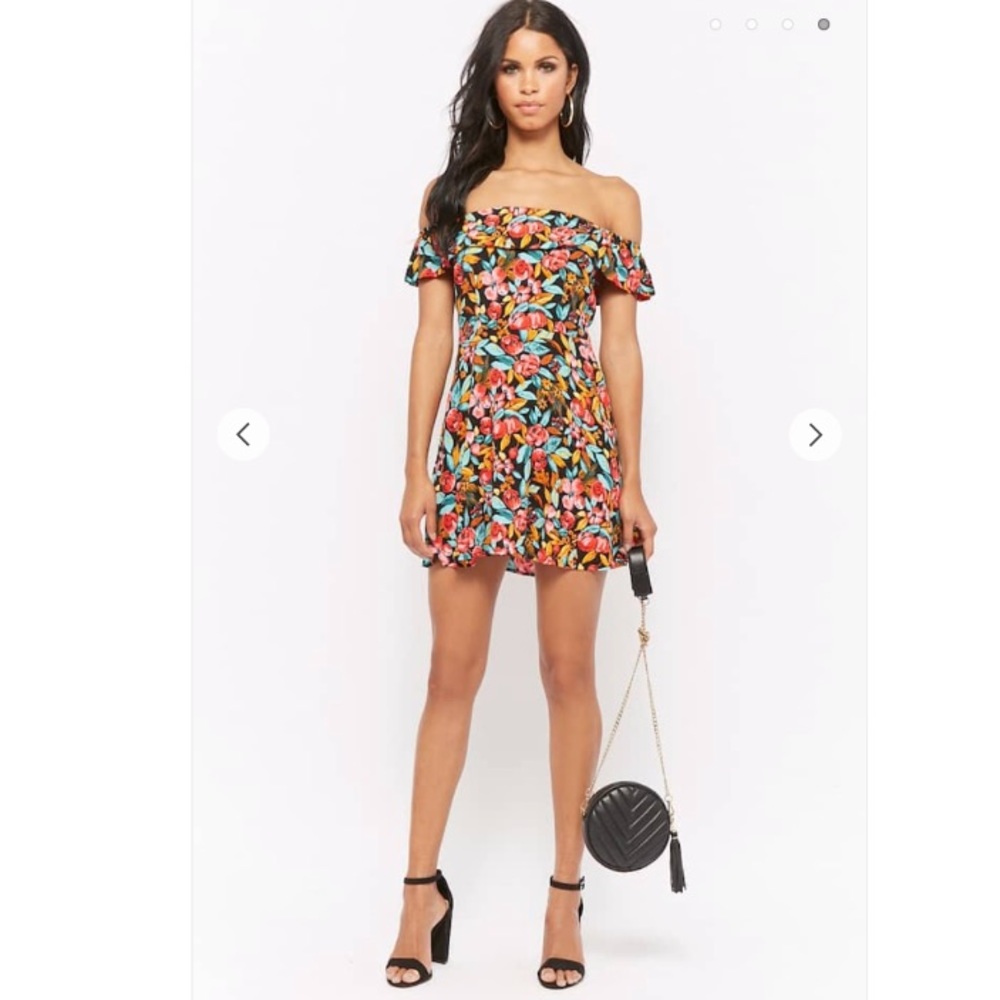 Forever21 off shoulders ruffle dress